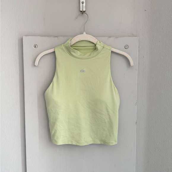 ALO Soft That Bra Tank in Iced Green Tea S - Picture 3 of 6